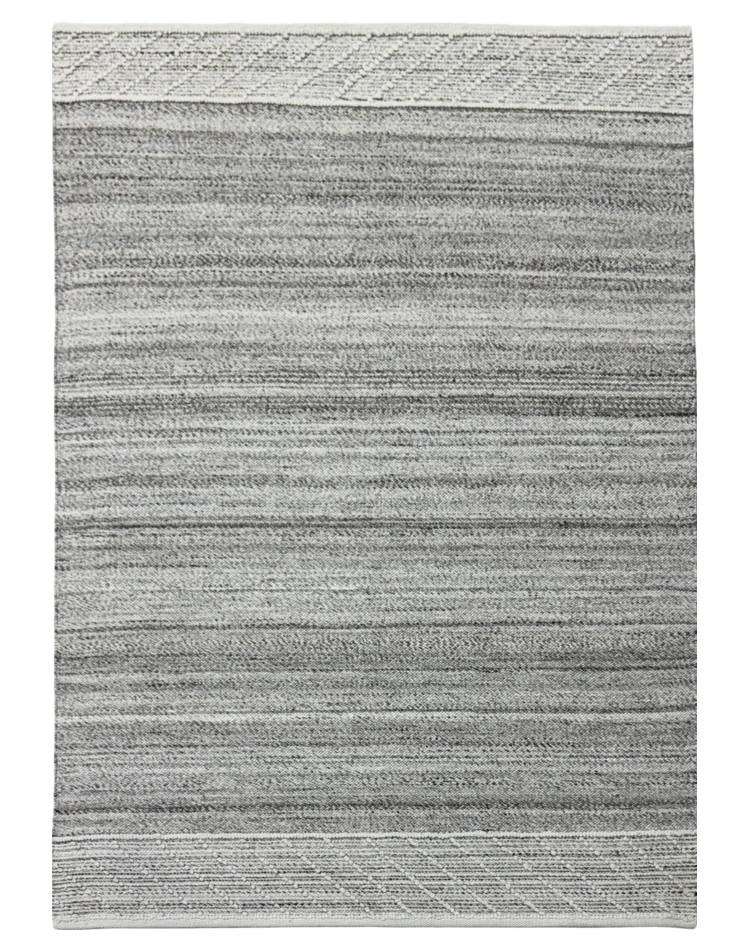 Modern textured solid brown carpet in wool and cotton, measuring 5'5x8 ft with a luxurious smooth finish.