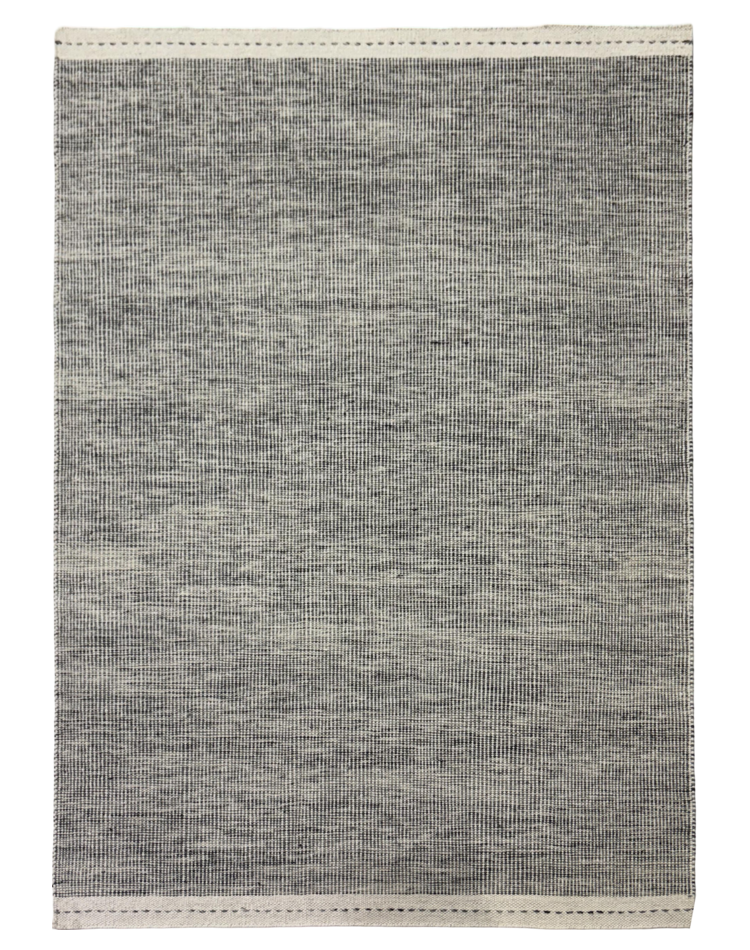 Geometric Gray Carpet in Luxurious Wool Blend